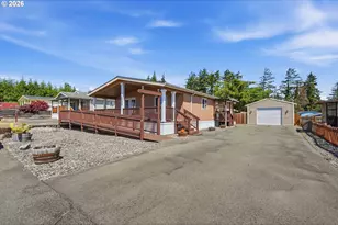 2990 Knott Terrace, Coos Bay, OR 97420 - Photo 26