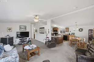 2990 Knott Terrace, Coos Bay, OR 97420 - Photo 2