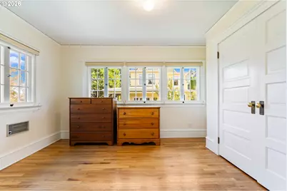 2524 SW 17th Ave, Portland, OR 97201 - Photo 24