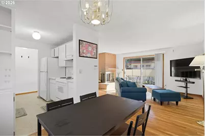 2114 SE 148th Pl, Portland, OR 97233 - Photo 6