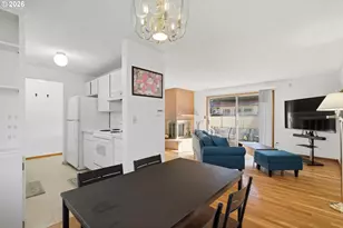 2114 SE 148th Pl, Portland, OR 97233 - Photo 6