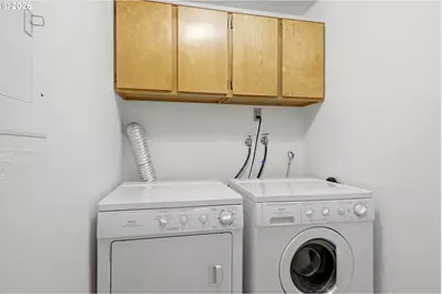 2114 SE 148th Pl, Portland, OR 97233 - Photo 12