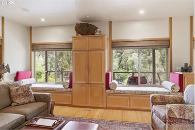 46151 Goodpasture Rd, Vida, OR 97488 - Photo 12