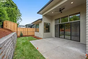 10710 SE 13th Cir, Vancouver, WA 98664 - Photo 40