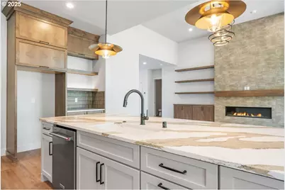 10710 SE 13th Cir, Vancouver, WA 98664 - Photo 16