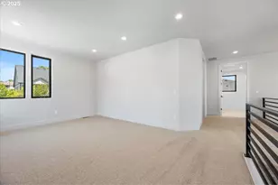 10710 SE 13th Cir, Vancouver, WA 98664 - Photo 32