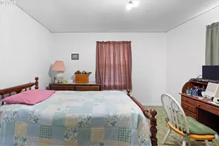 1202 21st Ave, Longview, WA 98632 - Photo 14