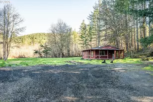 89435 Fields Rd, Elmira, OR 97437 - Photo 4