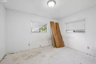 89435 Fields Rd, Elmira, OR 97437 - Photo 24