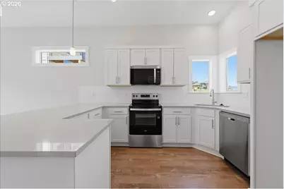 1425 2nd St, Columbia City, OR 97018 - Photo 6