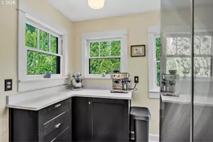 39 Ash St, Eugene, OR 97402 - Photo 18