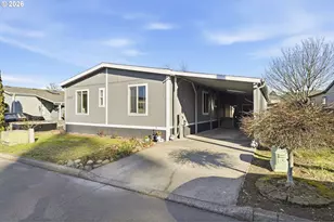 13517 SE Pardee Dr, Portland, OR 97236 - Photo 2