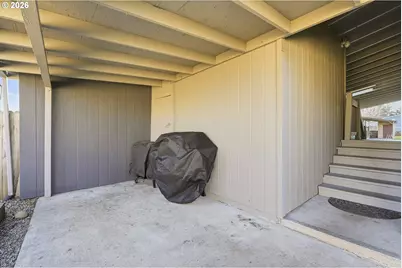 13517 SE Pardee Dr, Portland, OR 97236 - Photo 36