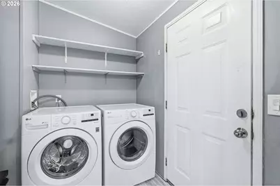 13517 SE Pardee Dr, Portland, OR 97236 - Photo 30