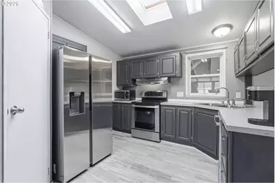 13517 SE Pardee Dr, Portland, OR 97236 - Photo 16