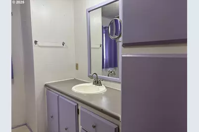 3197 Rainbow Loop #10, Hubbard, OR 97032 - Photo 12