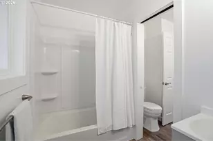 17745 NE Wasco St, Portland, OR 97230 - Photo 20