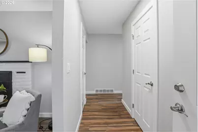 17745 NE Wasco St, Portland, OR 97230 - Photo 6