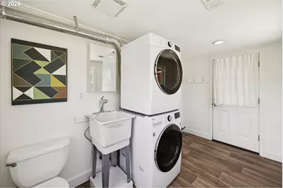 8327 SE Clatsop St, Portland, OR 97266 - Photo 22