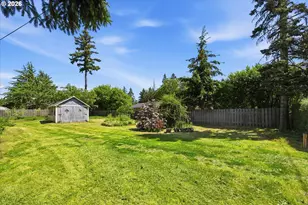 8327 SE Clatsop St, Portland, OR 97266 - Photo 28