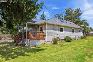 8327 SE Clatsop St, Portland, OR 97266 - Photo 2