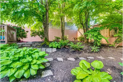 8229 N Edison St, Portland, OR 97203 - Photo 32