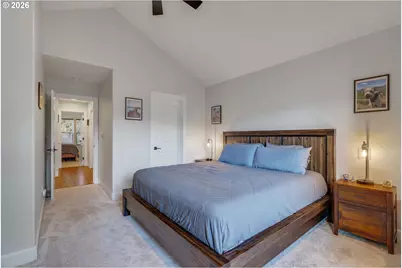 8229 N Edison St, Portland, OR 97203 - Photo 28