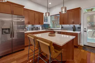 8229 N Edison St, Portland, OR 97203 - Photo 12
