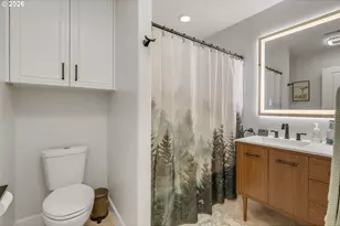 8229 N Edison St, Portland, OR 97203 - Photo 30