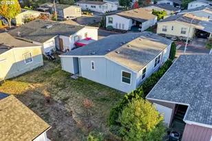 15768 SE Powell Blvd, Portland, OR 97236 - Photo 28