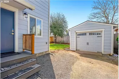 6411 SE 94th Ave, Portland, OR 97266 - Photo 26