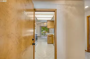 15035 NE Sacramento St, Portland, OR 97230 - Photo 4