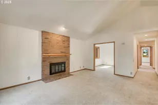 15035 NE Sacramento St, Portland, OR 97230 - Photo 12