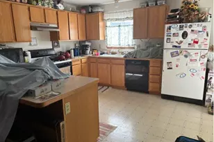 204 3rd St, La Grande, OR 97850 - Photo 4