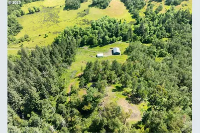 1755 NE Newton Creek Dr, Roseburg, OR 97470 - Photo 18