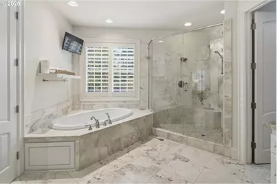 2254 Knaus Rd, Lake Oswego, OR 97034 - Photo 22