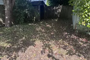 730 Arcadia Dr, Eugene, OR 97401 - Photo 12