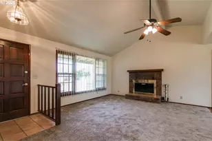 730 Arcadia Dr, Eugene, OR 97401 - Photo 2