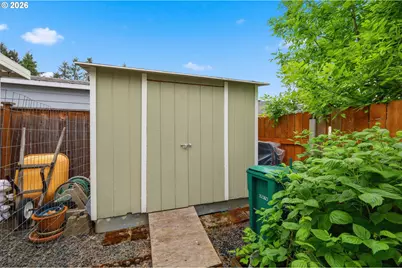 399 N 72nd Pl, Springfield, OR 97478 - Photo 26