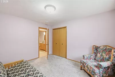 399 N 72nd Pl, Springfield, OR 97478 - Photo 16