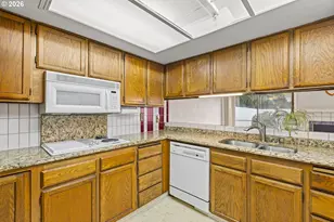 3324 NE 29th St, Gresham, OR 97030 - Photo 10