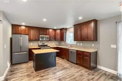 909 Highland St, Ridgefield, WA 98642 - Photo 6