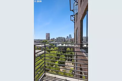 922 NW 11th Ave #1113, Portland, OR 97209 - Photo 22