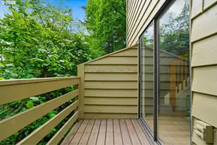 358 Cervantes Cir, Lake Oswego, OR 97035 - Photo 16