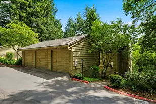 358 Cervantes Cir, Lake Oswego, OR 97035 - Photo 30