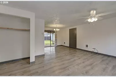 3915 NE 137th Ave, Vancouver, WA 98682 - Photo 4