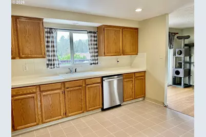 2632 NE 7th Ct, Gresham, OR 97030 - Photo 10