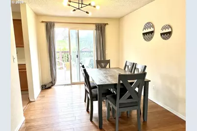 2632 NE 7th Ct, Gresham, OR 97030 - Photo 6