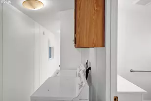 700 N Mill St, Creswell, OR 97426 - Photo 16