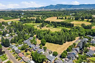 4620 Wendover St, Eugene, OR 97404 - Photo 46